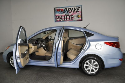 2012 Hyundai Accent  GLS