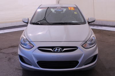 2012 Hyundai Accent  GLS