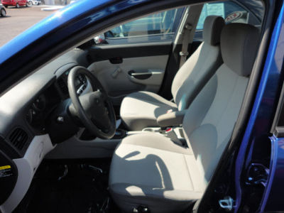 2011 Hyundai Accent  GLS