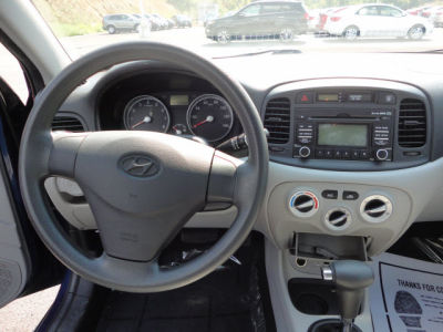2011 Hyundai Accent  GLS