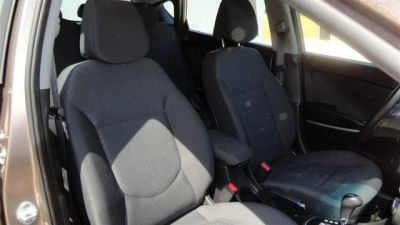 2012 Hyundai Accent  SE