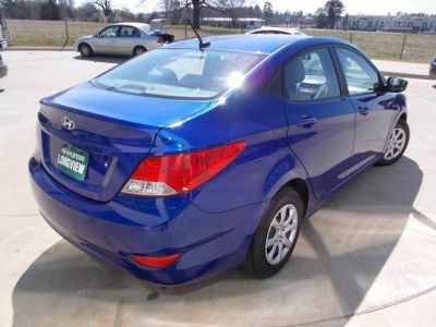2012 Hyundai Accent  GLS