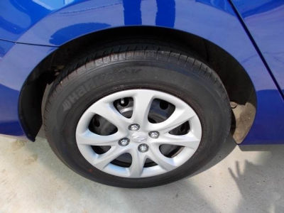 2012 Hyundai Accent  GLS