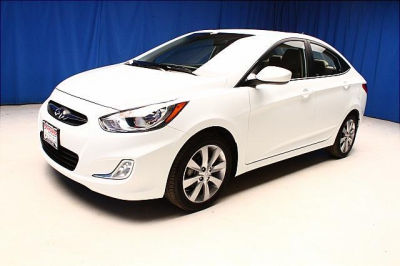 2012 Hyundai Accent  GLS