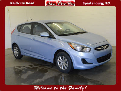 2012 Hyundai Accent  GS