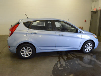 2012 Hyundai Accent  GS