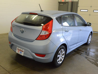 2012 Hyundai Accent  GS