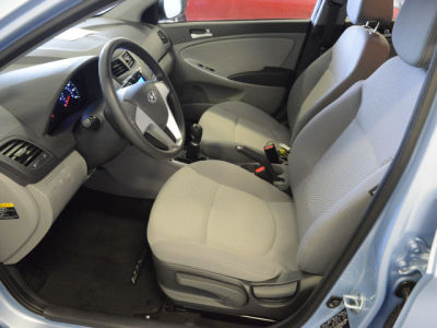 2012 Hyundai Accent  GS