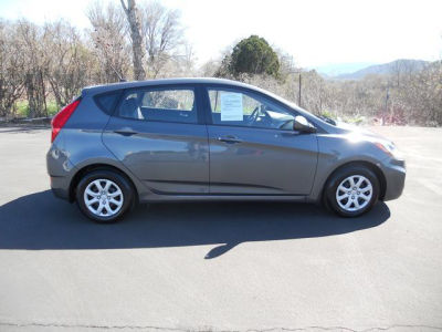 2012 Hyundai Accent  GS