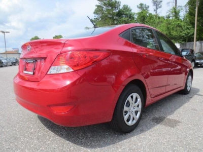 2013 Hyundai Accent  GLS