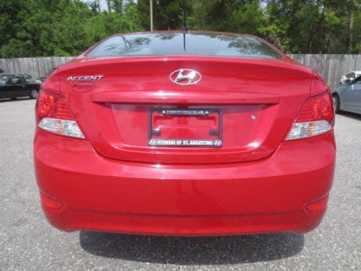 2013 Hyundai Accent  GLS