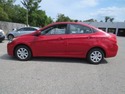 2013 Hyundai Accent  GLS