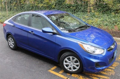 2012 Hyundai Accent  GLS