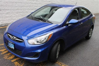 2012 Hyundai Accent  GLS