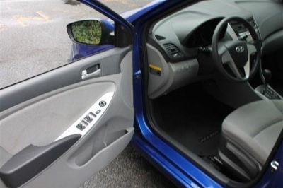 2012 Hyundai Accent  GLS