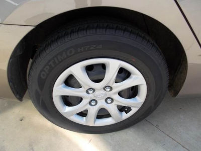 2012 Hyundai Accent  GLS