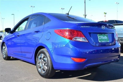 2012 Hyundai Accent GLS