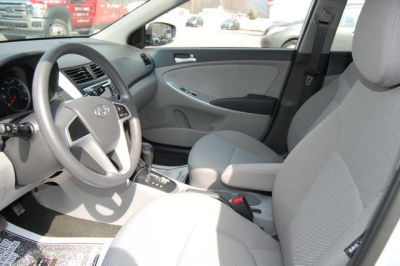 2012 Hyundai Accent