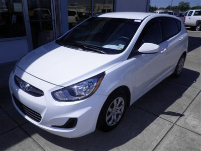 2012 Hyundai Accent  SE
