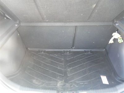 2012 Hyundai Accent  SE