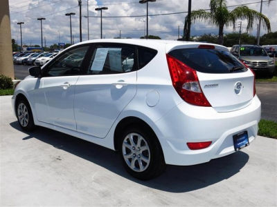 2012 Hyundai Accent  GS