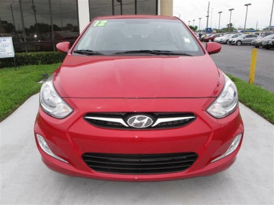 2012 Hyundai Accent  GLS
