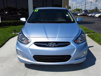 2012 Hyundai Accent  GLS