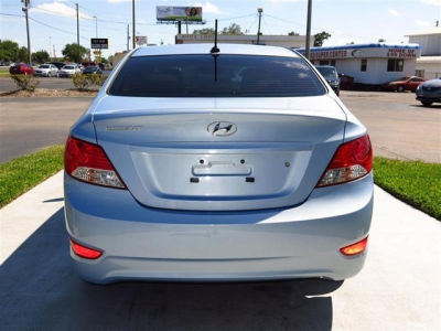 2012 Hyundai Accent  GLS