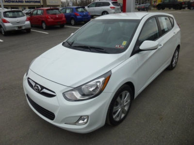 2012 Hyundai Accent SE
