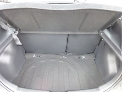 2012 Hyundai Accent SE