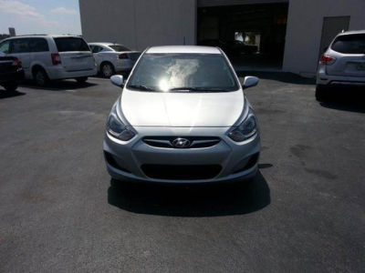2012 Hyundai Accent GS