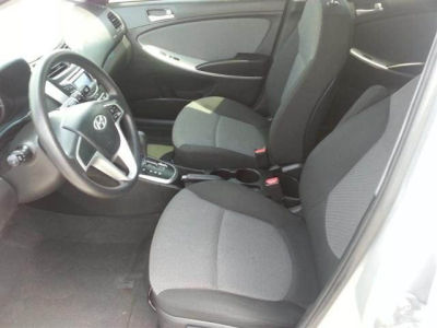 2012 Hyundai Accent GS