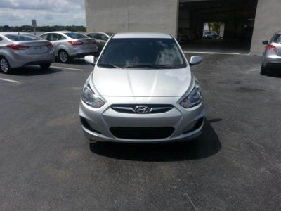 2012 Hyundai Accent GS