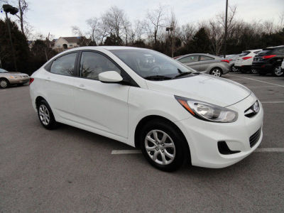 2013 Hyundai Accent  GLS