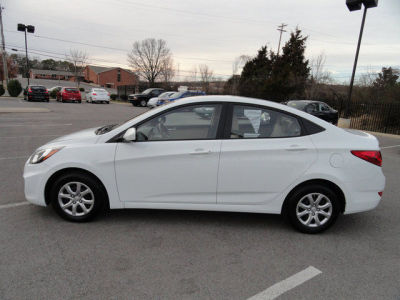 2013 Hyundai Accent  GLS