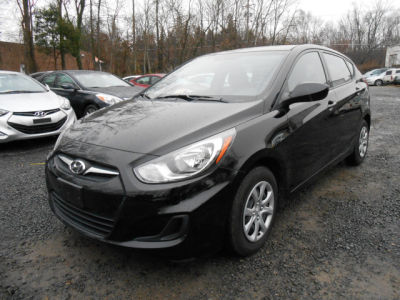 2012 Hyundai Accent  GS