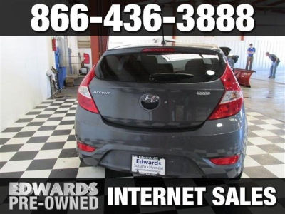 2012 Hyundai Accent