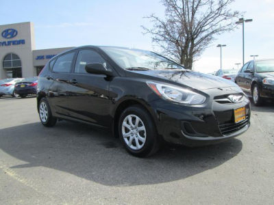 2012 Hyundai Accent  GS