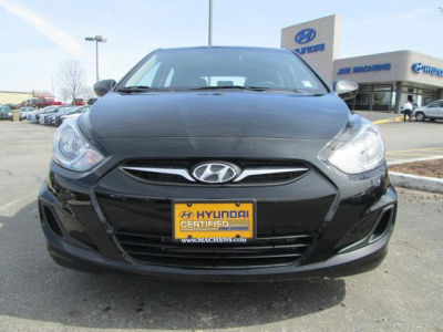 2012 Hyundai Accent  GS