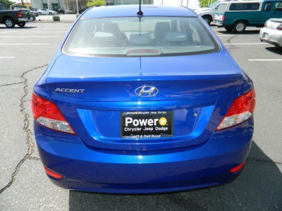 2012 Hyundai Accent  GLS