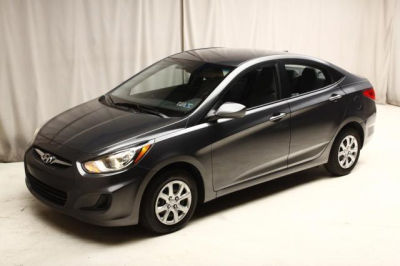 2013 Hyundai Accent  GLS