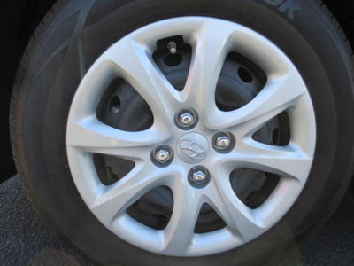2012 Hyundai Accent  GLS