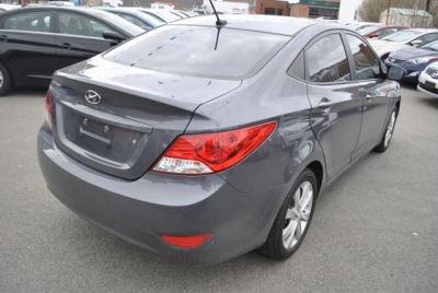 2012 Hyundai Accent  GLS