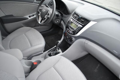 2012 Hyundai Accent  GLS