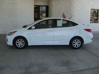 2012 Hyundai Accent  GLS