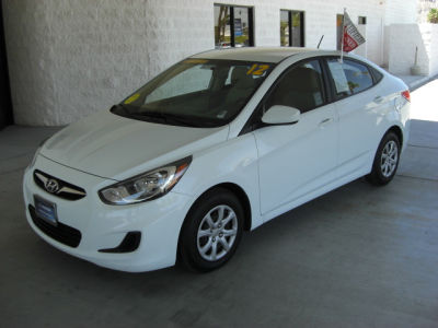 2012 Hyundai Accent  GLS