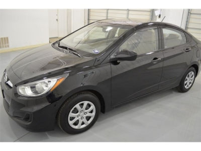 2012 Hyundai Accent  GLS