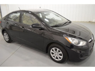 2012 Hyundai Accent  GLS