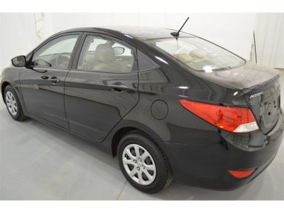 2012 Hyundai Accent  GLS