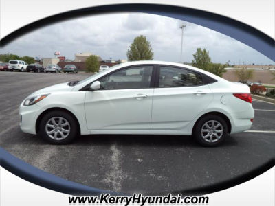 2012 Hyundai Accent GLS